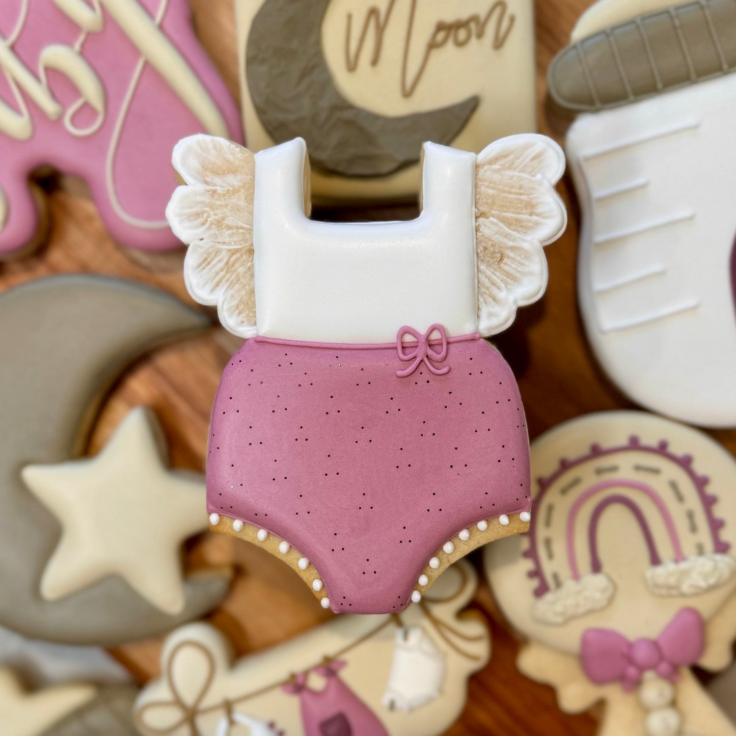 Rainbow/Over The Moon (10 cookies)