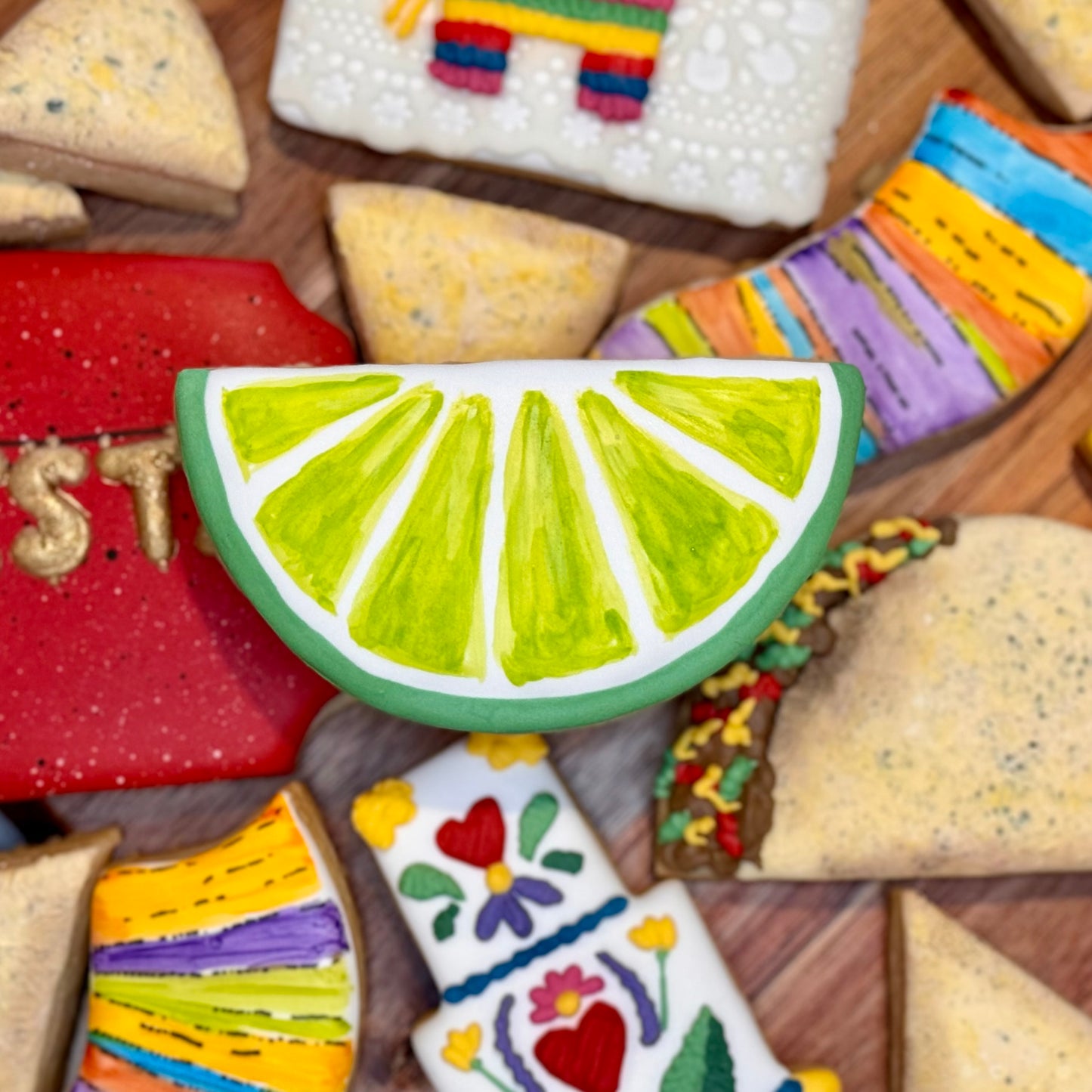 Cinco de Mayo (8 cookies plus 6 mini cookies)